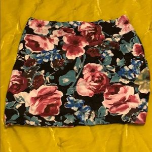 Flower pencil skirt
